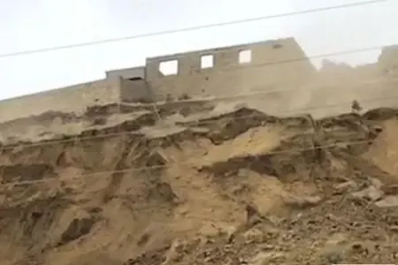 Sürüşmə hələ də davam edir - VİDEO