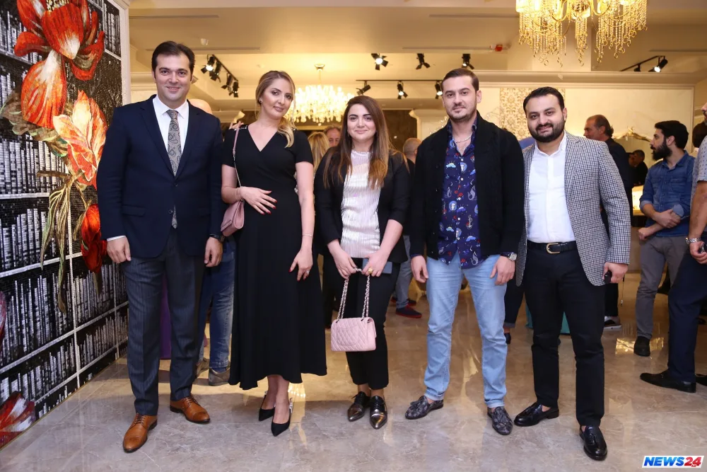 10 il Sizinlə! Casa Mia daha bir ünvanda - FOTOLAR