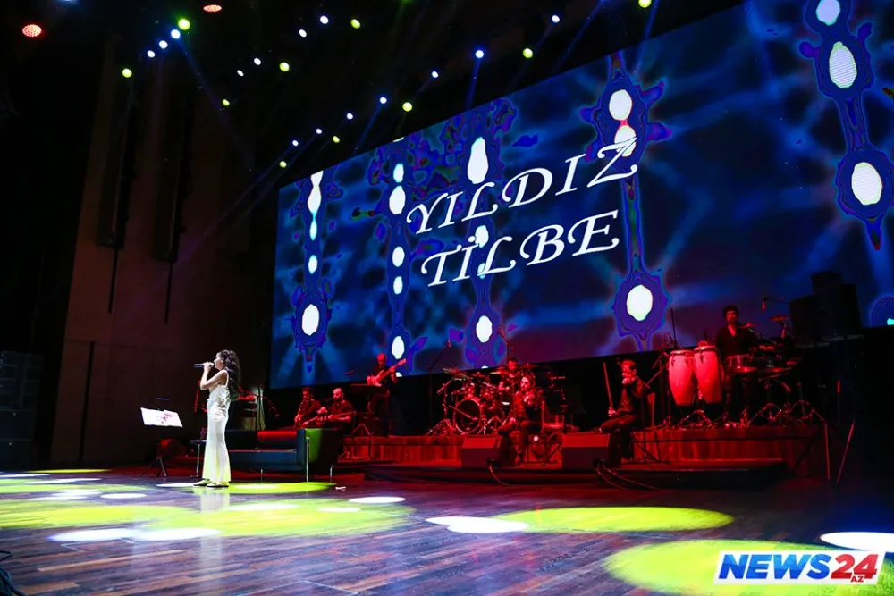 Yıldız Tilbenin söz-söhbətli konsertindən - FOTOLAR - VİDEO