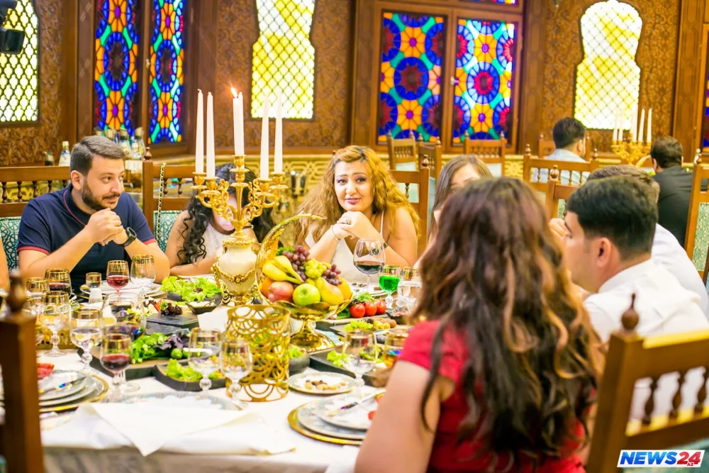 Bakıda möhtəşəm milli restoran - FOTOLAR - VİDEO