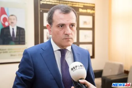 Təhsil naziri məktəblərdə müəllim yerlərini 8 min manatdan satır? - Qalmaqal...