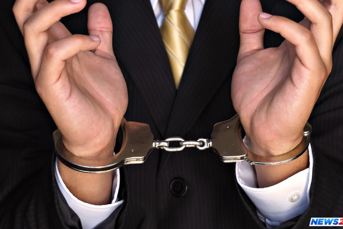 Azərbaycanda vəzifəli şəxs həbs edildi