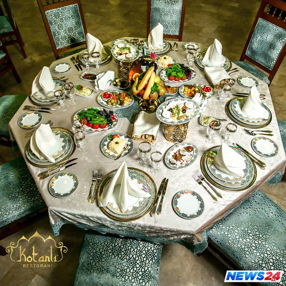 Məşhur rəssam “Kotanlı”da - FOTOLAR