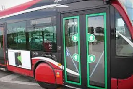 "BakuBus"da biabırçılıq- Sürücü ilə sərnişin söyüşdü....