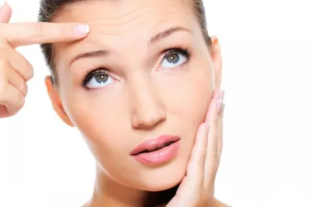 Tanınmış kosmetoloq botoksla bağlı sirləri açdı: "Göz qapağınız qapana bilər"-Xəbərdarlıq