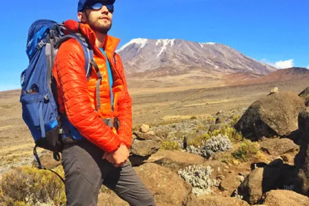 Afrikanın ən yüksək zirvəsində bayrağımızı dalğalandıran oğlan- Hobbi