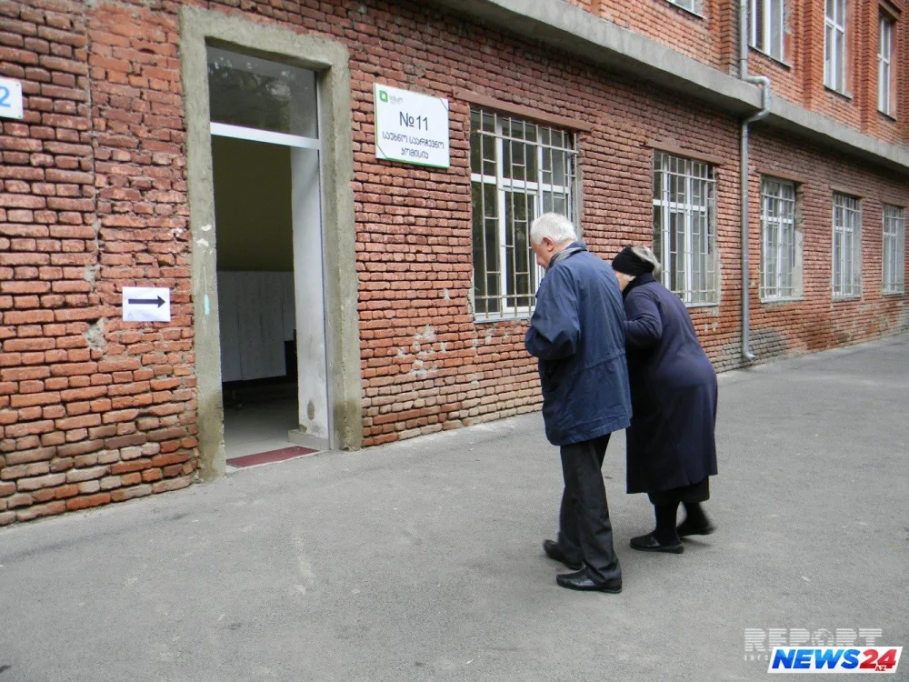 Gürcüstanda prezident seçkiləri keçirilir - FOTOREPORTAJ