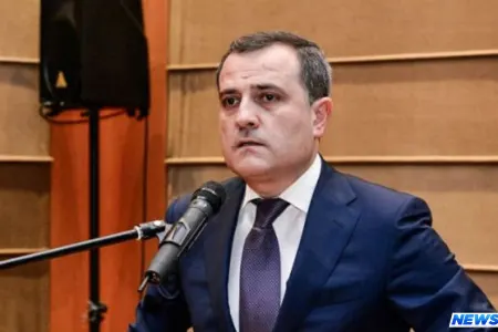 “Peşə məktəblərində oxuyanlara tələbə statusu veriləcək” - Nazir