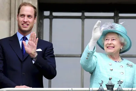 İkinci Elizabet taxt-tacı oğluna təhvil vermək niyyətindədir