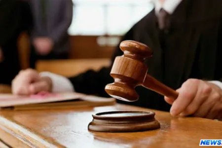 Azərbaycanda deputatlığa namizəd məhkəmə zalında həbs edildi