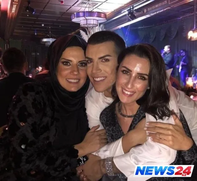 Kerimcan Durmaza ayaqqabıdan içki içirtdilər