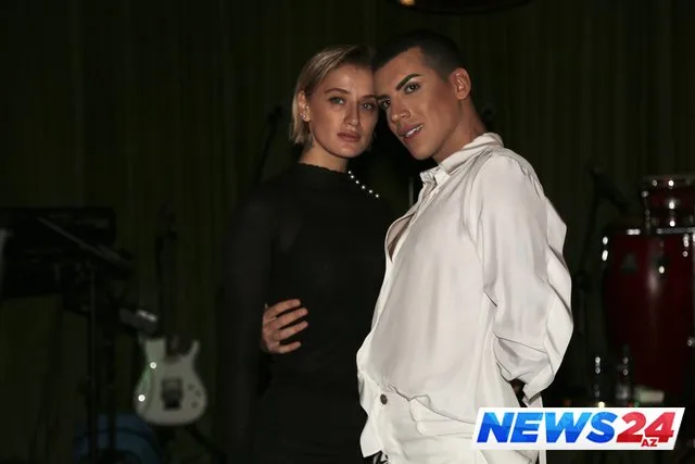 Kerimcan Durmaza ayaqqabıdan içki içirtdilər