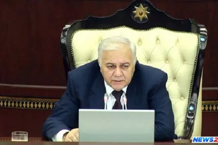 Milli Məclisin sədri deputata əsəbləşdi: “Kiməsə dərs keçmə”