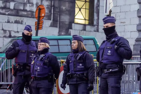 Belçikada polislər etiraz əlaməti olaraq sürücüləri cərimələməkdən imtina ediblər