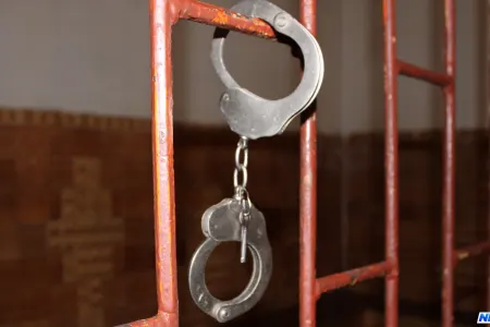 Bakıda 19 nəfərdən rüşvət alan bağça müdiri məhkəmə zalında həbs edilib