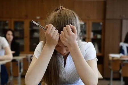 Azərbaycan universitetlərində qəribə qadağalar