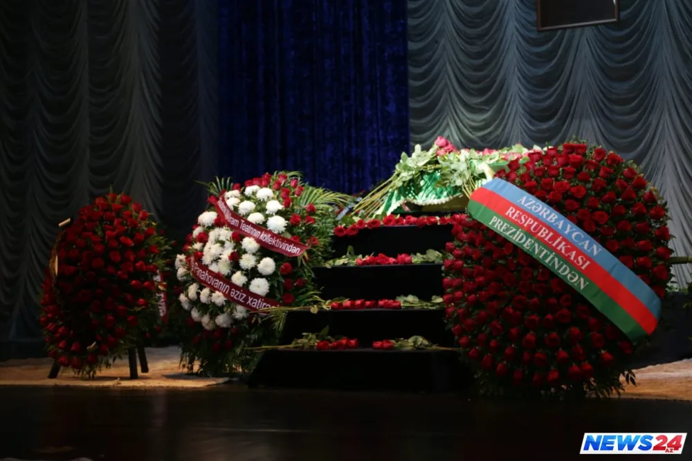 Xalq artisti Amaliya Pənahova ilə vida mərasimi keçirilir - FOTOLAR