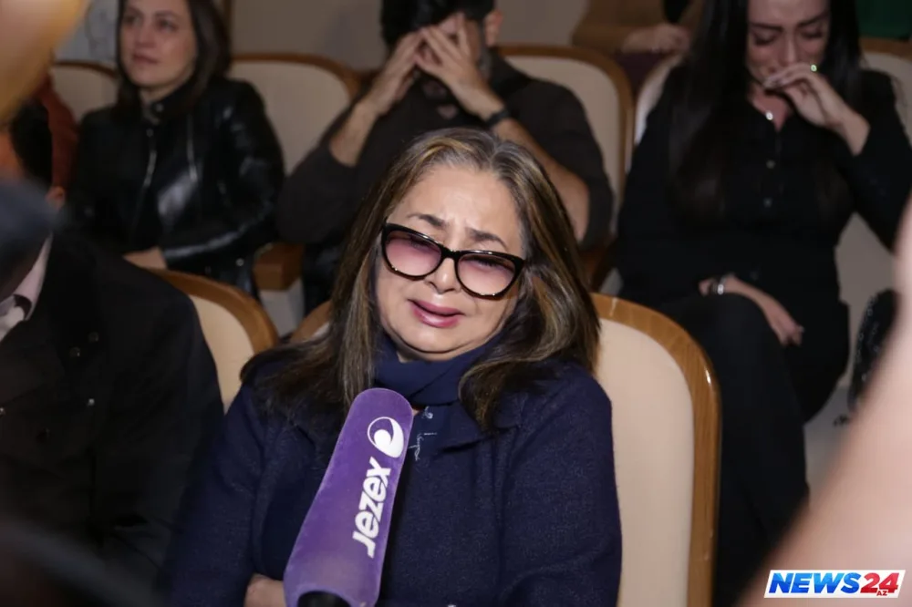 Xalq artisti Amaliya Pənahova ilə vida mərasimi keçirilir - FOTOLAR