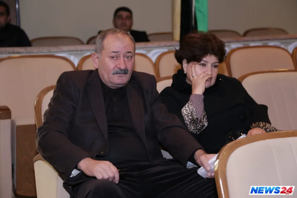 Xalq artisti Amaliya Pənahova ilə vida mərasimi keçirilir - FOTOLAR