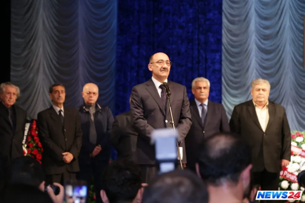 Xalq artisti Amaliya Pənahova ilə vida mərasimi keçirilir - FOTOLAR