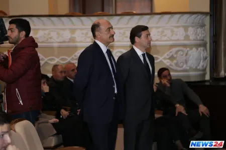 Əbülfəs Qarayev Amaliya Pənəhovanın vida mərasimində - FOTO