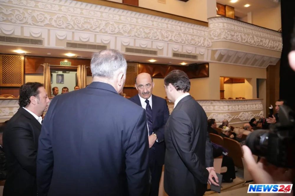 Əbülfəs Qarayev Amaliya Pənəhovanın vida mərasimində - FOTO