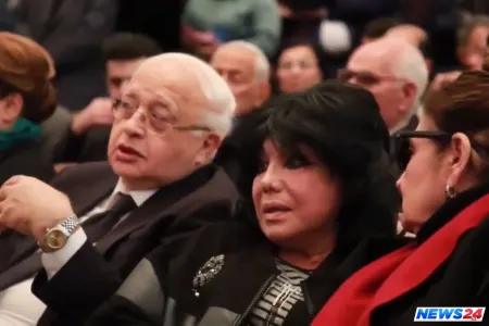 Vida mərasimində Elçin Əfəndiyevlə Flora Kərimova arasında narazılıq - Video