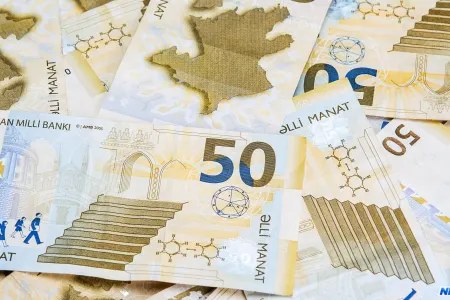 Azərbaycanda orta aylıq əmək haqqı 2,8% artıb