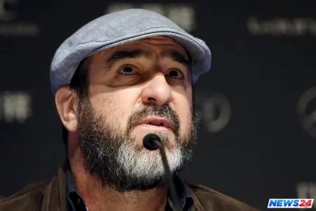 Əfsanəvi futbolçu oğurluq etdi