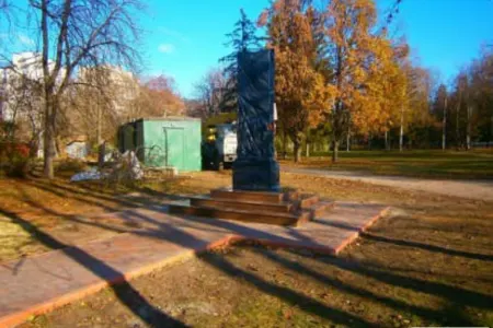 Ukraynada uydurma erməni soyqırmı abidəsinin açılış cəhdi etnik qarşıdurmaya səbəb olub