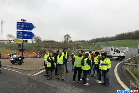 Fransada “Sarı jiletlilər“ aksiya keçirir, ölən və yaralananlar var