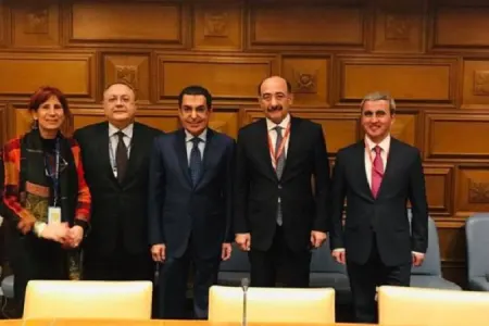 Nyu-Yorkda səfərdə olan mədəniyyət naziri Əbülfəs Qarayev BMT- nin ali nümayəndəsi Nasir Əbdüləziz Əl-Nasir ilə görüşdü