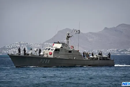 Türkiyənin yük gəmisi Yunanıstanın sahil sularında yanıb