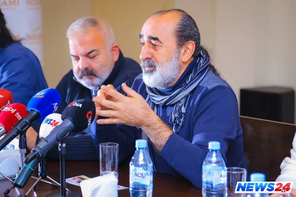 Türkiyəli məşhur aktyorlar “IV. Türk Filmləri Həftəsi”nin mətbuat konfransında - FOTOLAR - VİDEO