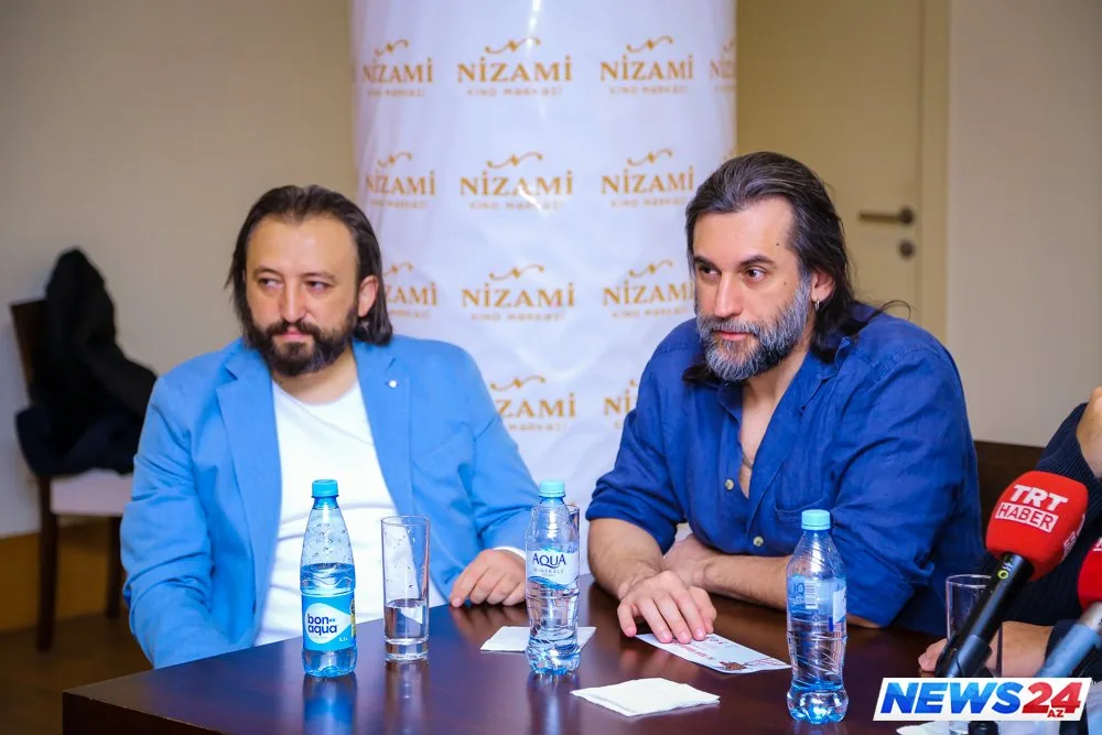 Türkiyəli məşhur aktyorlar “IV. Türk Filmləri Həftəsi”nin mətbuat konfransında - FOTOLAR - VİDEO