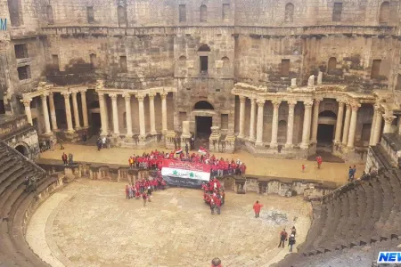 Suriyanın Busra antik teatrı 8 ildən sonra ziyarətçilərin üzünə açılıb - FOTOLAR