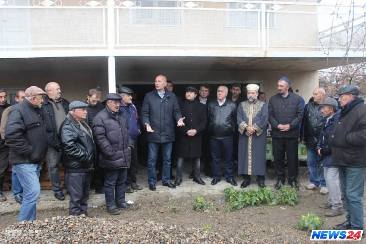 Gürcüstanda azərbaycanlıların yaşadığı kənddə məscid bərpa olunur