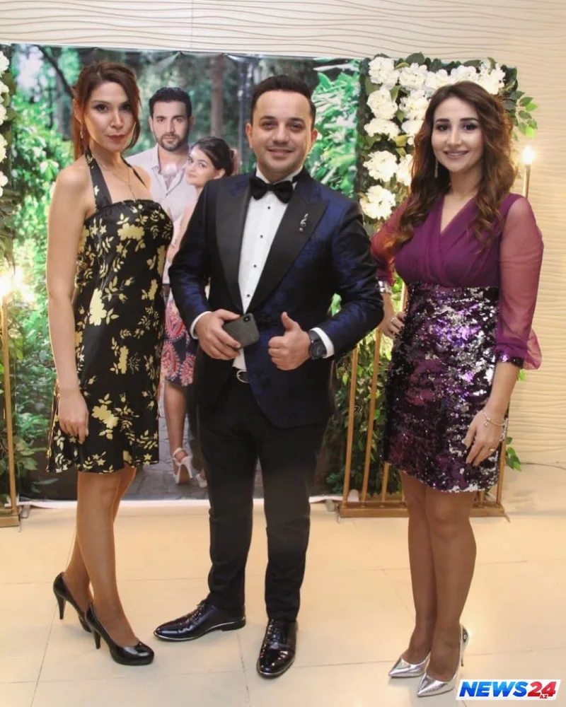 Azərbaycanlı müğənninin həyat yoldaşı toyunda mahnı oxudu - FOTOLAR - VİDEO