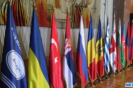 Azərbaycan nümayəndə heyəti Yerevanda keçirilən QDİƏT PA-nın iclasında yubiley medalını almaqdan imtina edib