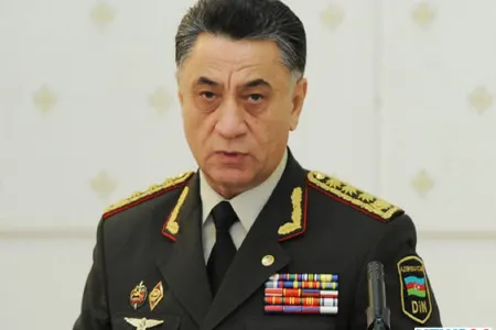 Ramil Usubov iki rəisin yerini dəyişdi - ƏMR