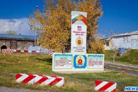 Rusiya hərbçisi Ermənistanda 57 yaşlı süpürgəçini döyərək öldürüb