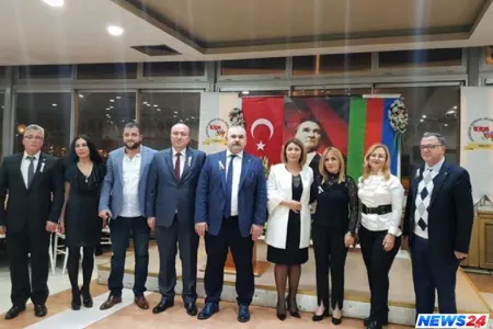 Azərbaycan Xalq Cümhuriyyətinin 100 illiyi İzmirdə qeyd olunub