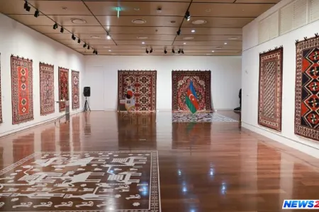 Seulda Azərbaycan xalçalarının sərgisi açılıb
