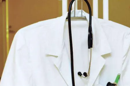 Azərbaycanda tanınmış cərrah iş başında öldü