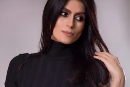 Azərbaycanlı müğənni səhnədən getmək istəyir: "Əsl sənətə dəyər verilmir"