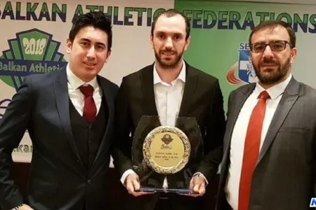 Ramil Quliyev “İlin kişi atleti” mükafatına sahib oldu