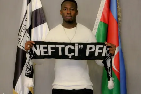 "Neftçi" klubu yeni futbolçu transfer edib