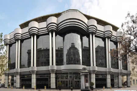 Azərbaycan Dövlət Gənc Tamaşaçılar Teatrının 90 illiyi qeyd edildi