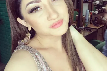 9 ildən sonra boşanan aparıcı: "Qayınanamla hər gün danışırıq" - VİDEO