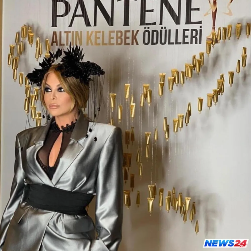 "Altın Kelebek"in bir-birini həzm edə bilməyən Azərbaycan birinciləri - Aygün və Röya - FOTO - VİDEO